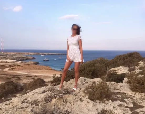 Alessia, 34 anni