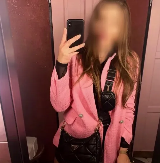 Alessia, 33 anni