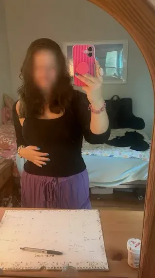 Deborah, 27 anni